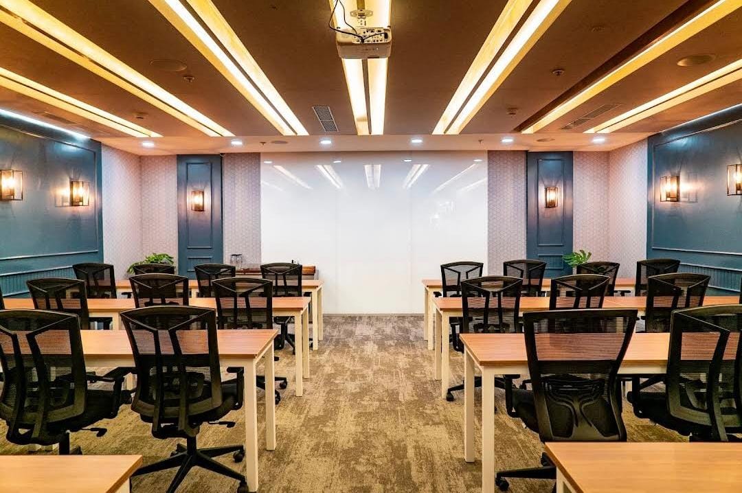 Premium Coworking Space for Rent in Mundhwa Pune – Fully Furnished & Ready to Move